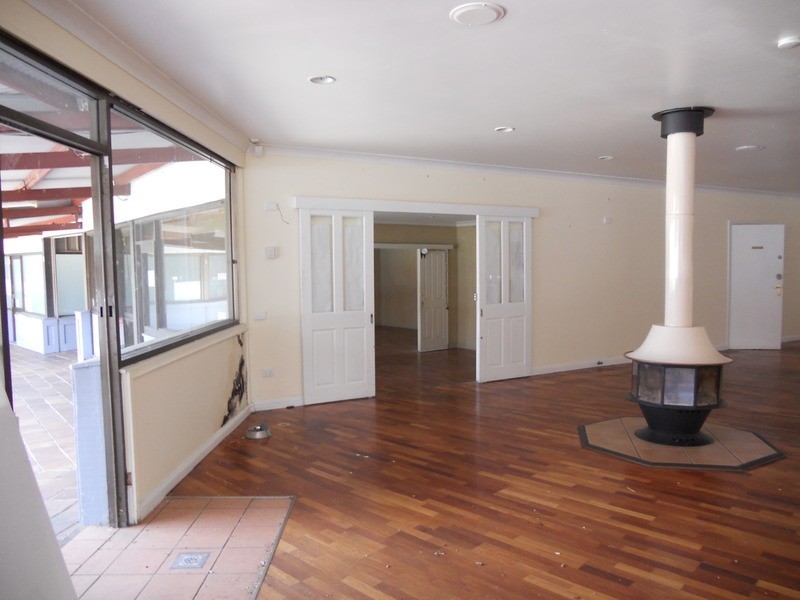 Shops 9 & 12/Harvey Norman Centre Queen Elizabeth Drive, Armidale NSW 2350