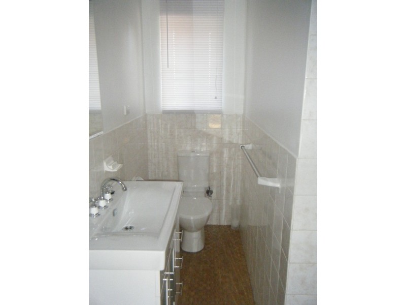 4/10 Dawson Avenue, Armidale NSW 2350