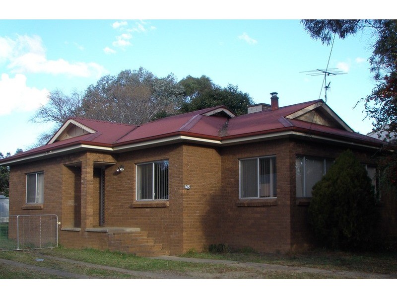 145 Allingham Street, Armidale NSW 2350