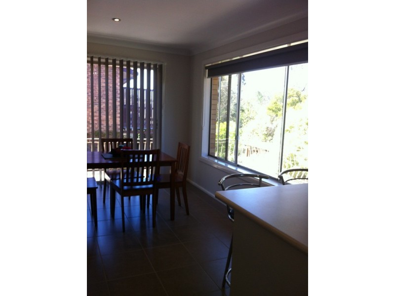 16 Campion Parade, Armidale NSW 2350