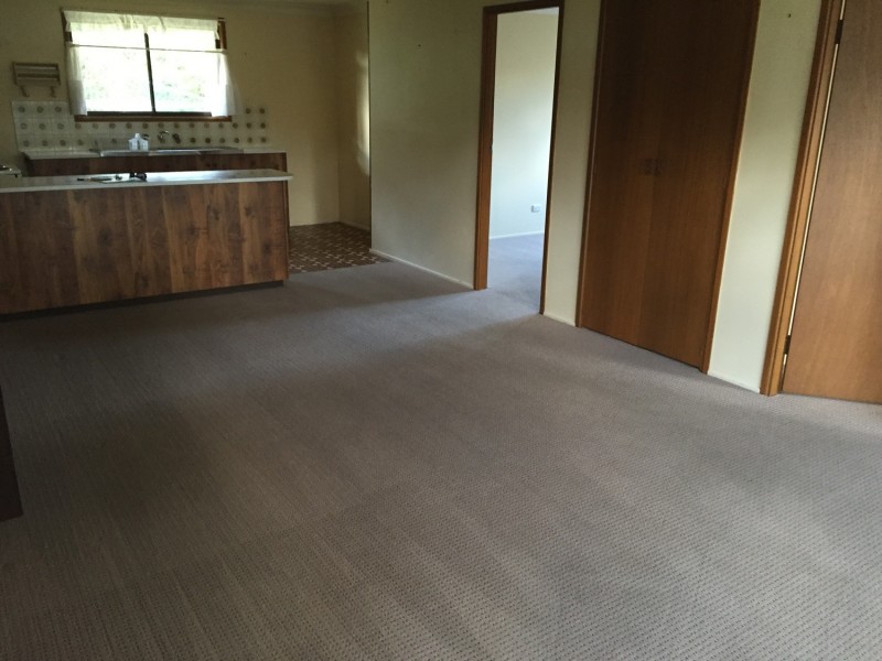 2/1 Robina Crescent, Armidale NSW 2350