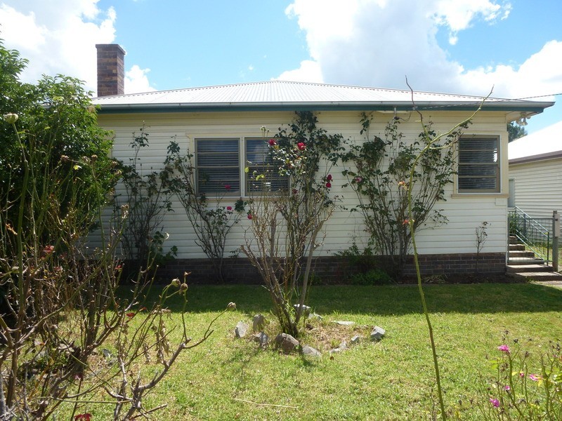 6 Fitzgerald Avenue, Armidale NSW 2350