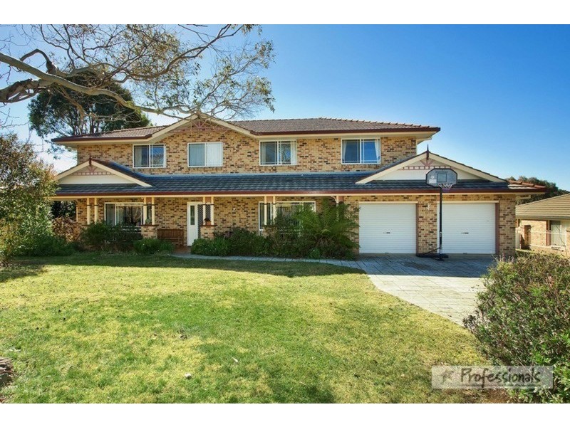 99 The Avenue, Armidale NSW 2350