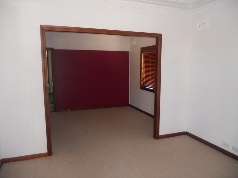 98 Golgotha Street, Armidale NSW 2350