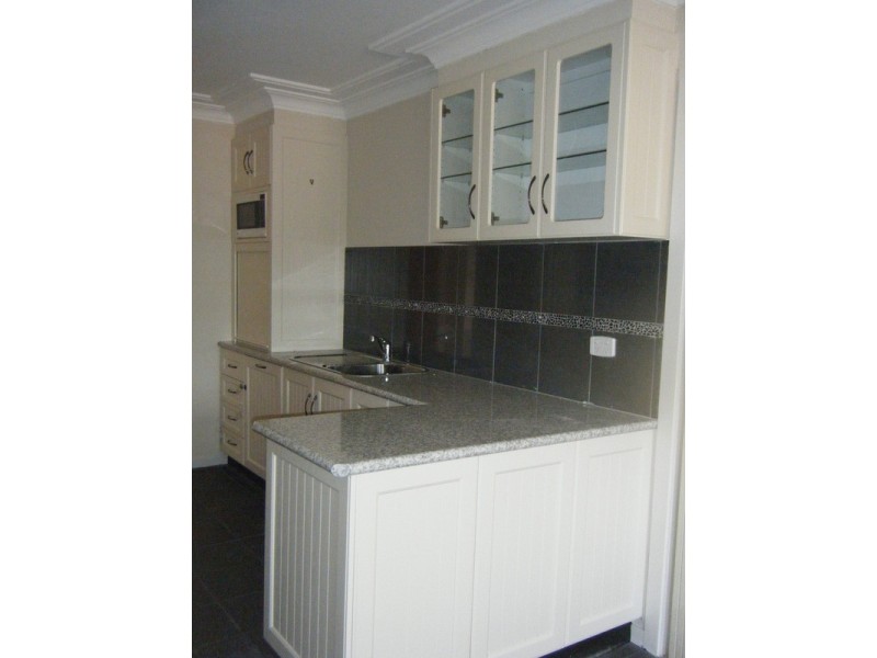 32 Chestnut Avenue, Armidale NSW 2350