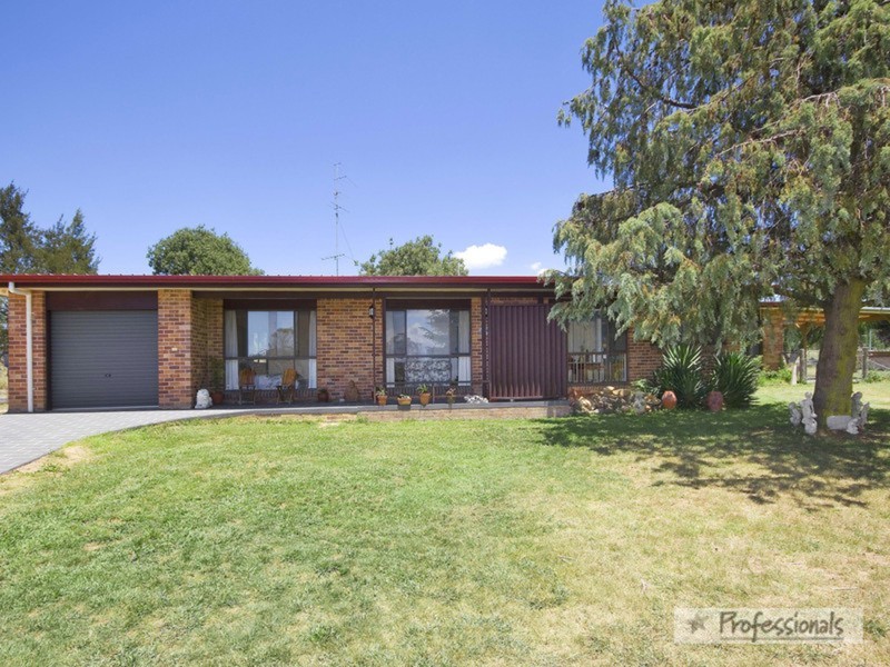 57 Blanch Road, Armidale NSW 2350