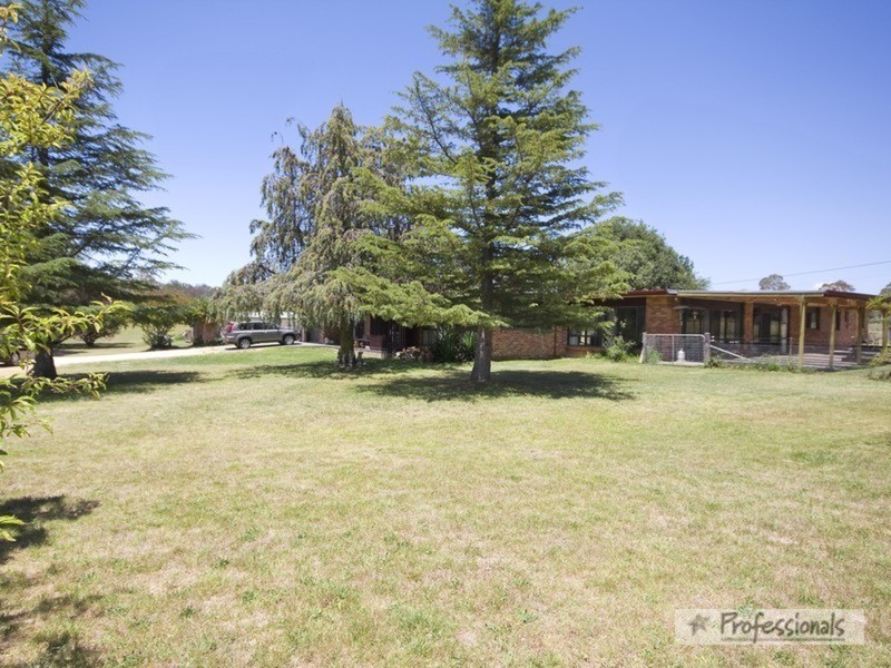 57 Blanch Road, Armidale NSW 2350