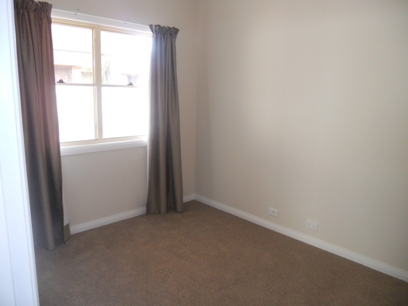 2/159 Allingham Street, Armidale NSW 2350