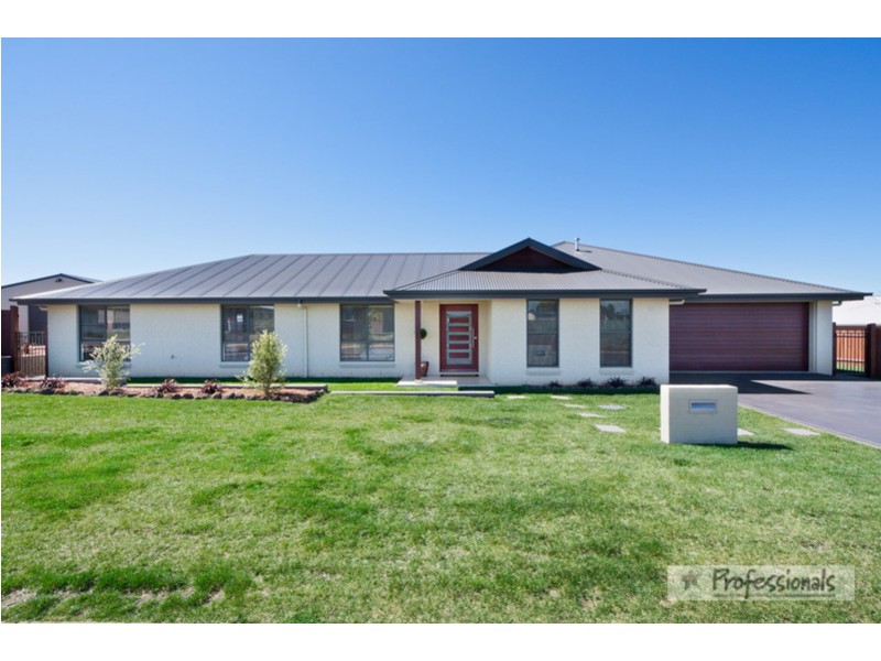 12 Netherton Park Avenue, Armidale NSW 2350