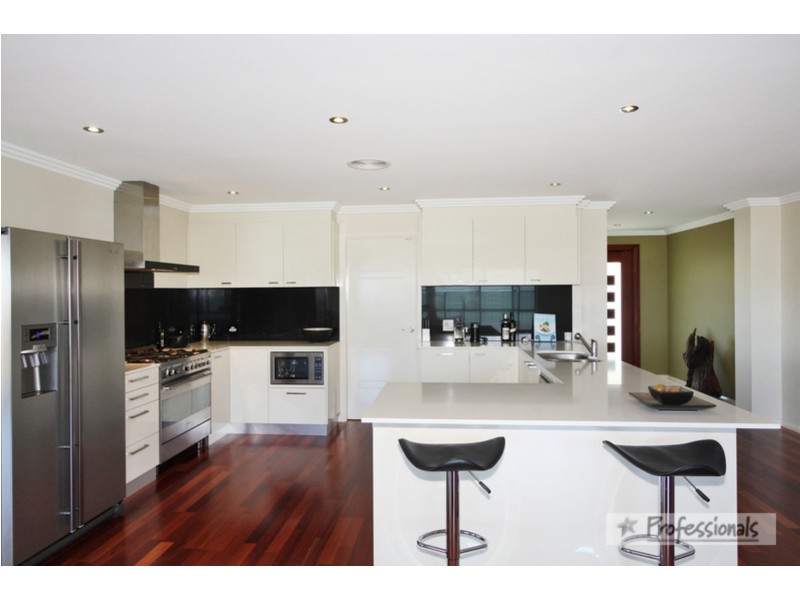 12 Netherton Park Avenue, Armidale NSW 2350