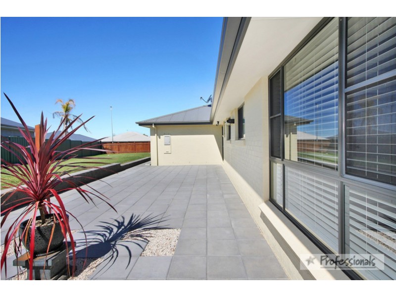 12 Netherton Park Avenue, Armidale NSW 2350