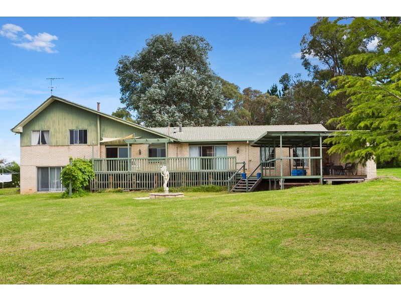 233 Castledoyle Road, Armidale NSW 2350