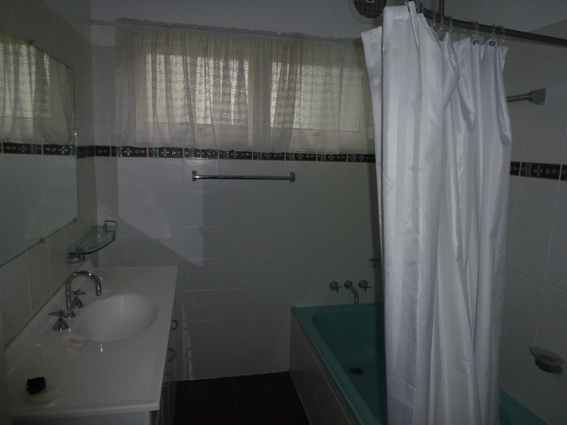 77 Erskine Street, Armidale NSW 2350