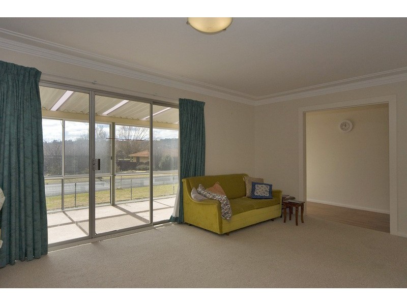 18 Wigan Avenue, Armidale NSW 2350