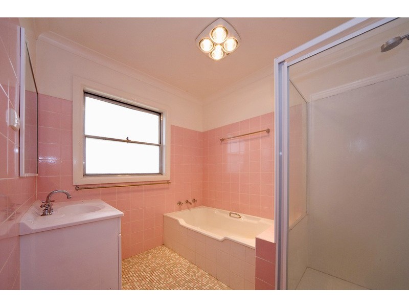 18 Wigan Avenue, Armidale NSW 2350