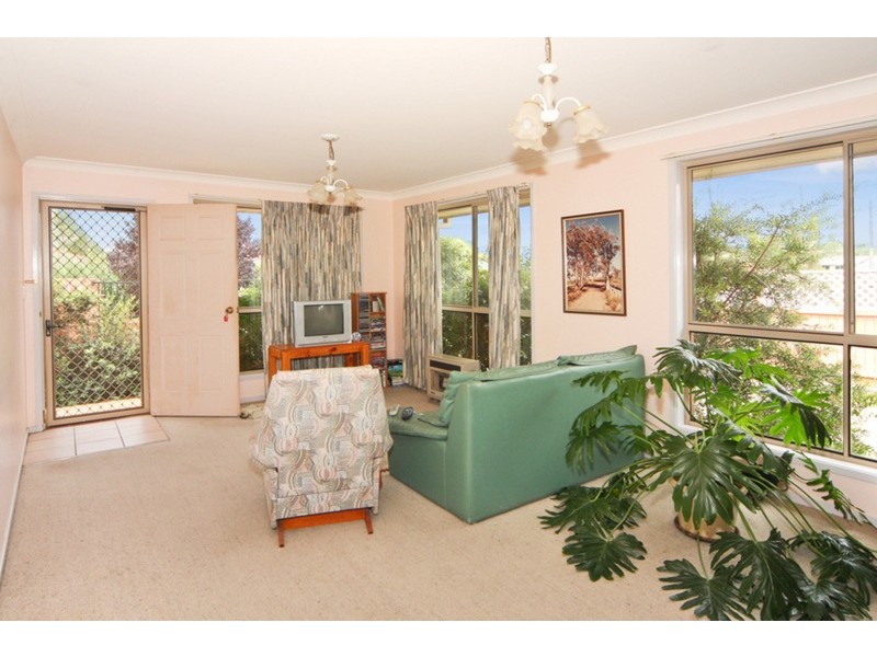 1/16 Naughten Avenue, Armidale NSW 2350