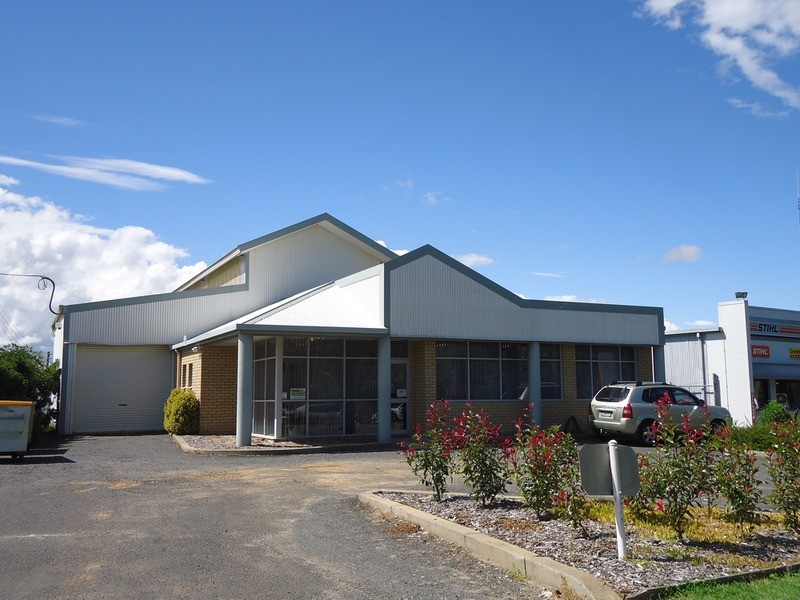 211 Mann Street, Armidale NSW 2350
