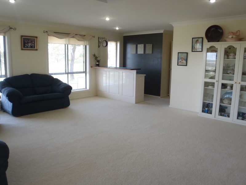 69 Ash Tree Drive, Armidale NSW 2350