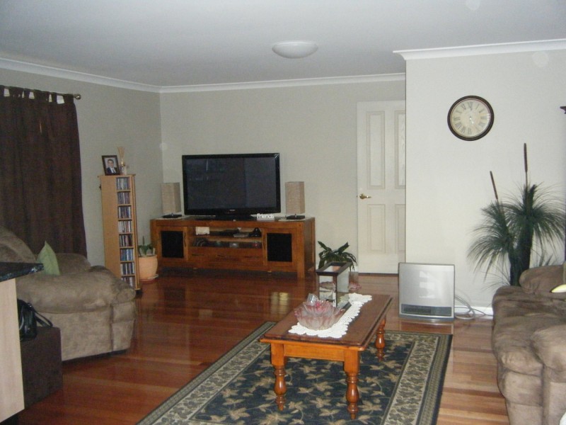 2/8 Amber Close, Armidale NSW 2350