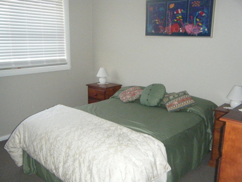 2/8 Amber Close, Armidale NSW 2350