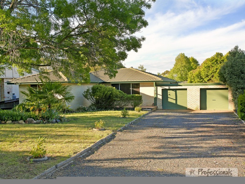 7 Bowman Avenue, Armidale NSW 2350