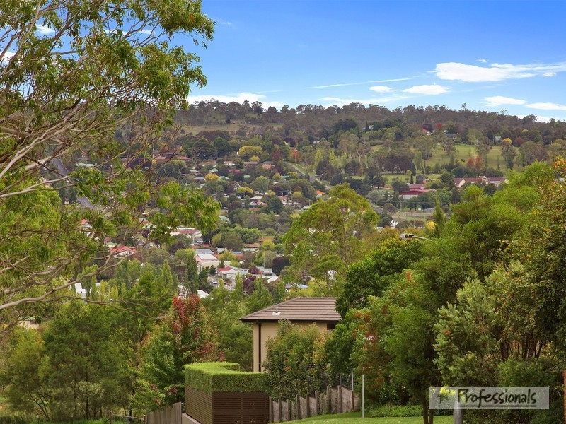 1 Orr Drive, Armidale NSW 2350