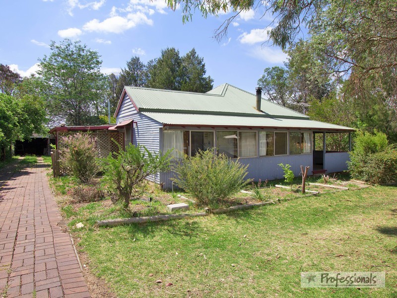 49 Golgotha  Street, Armidale NSW 2350