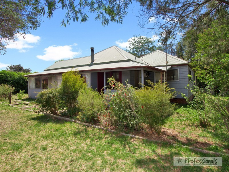 49 Golgotha  Street, Armidale NSW 2350