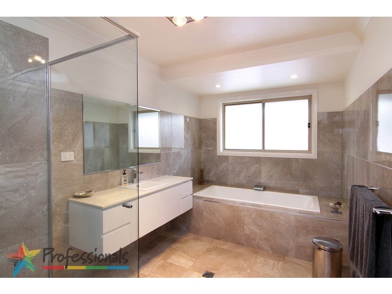 12 Hinton Terrace, Armidale NSW 2350