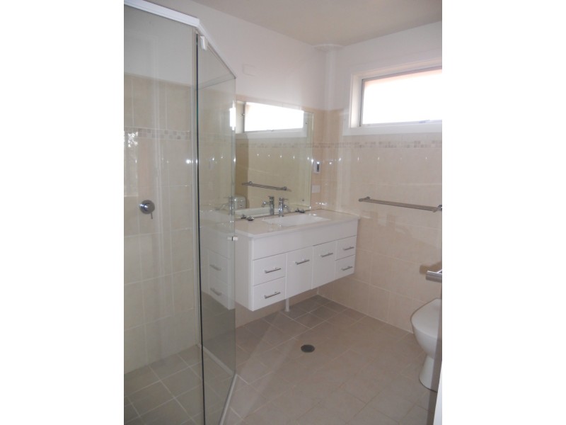 10 Hughes Place, Armidale NSW 2350