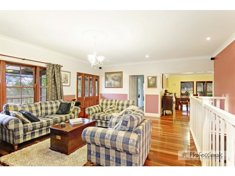 36 Ursula  Road, Armidale NSW 2350