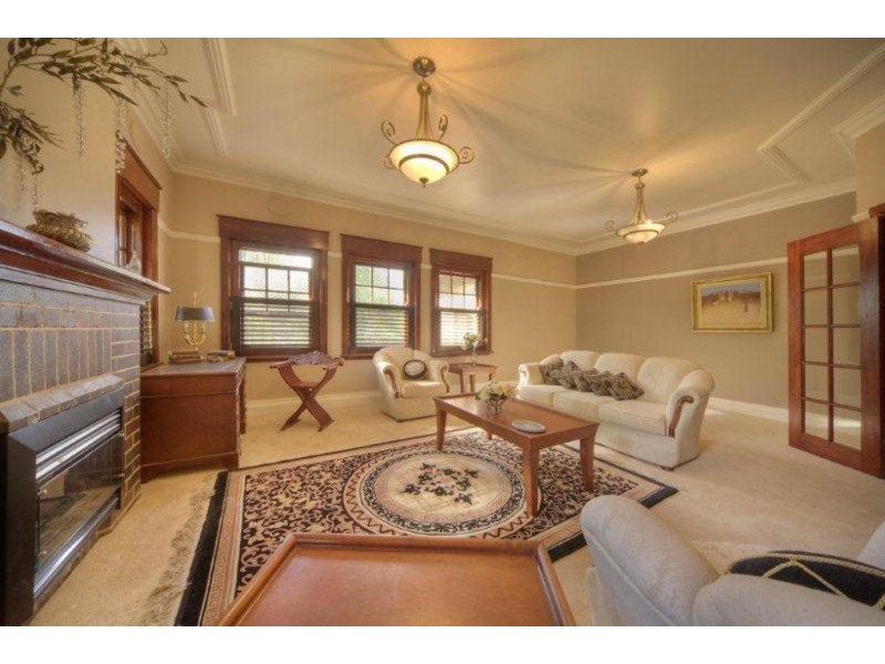 2/2 Uralla Road, Armidale NSW 2350