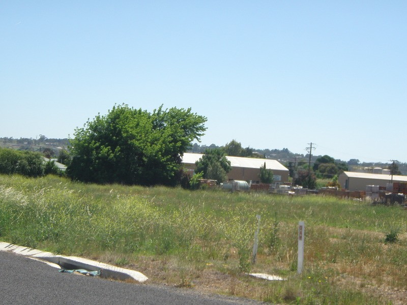 4 Southern Cross Drive, Armidale NSW 2350