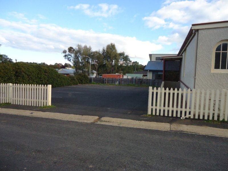 131 Butler Street, Armidale NSW 2350
