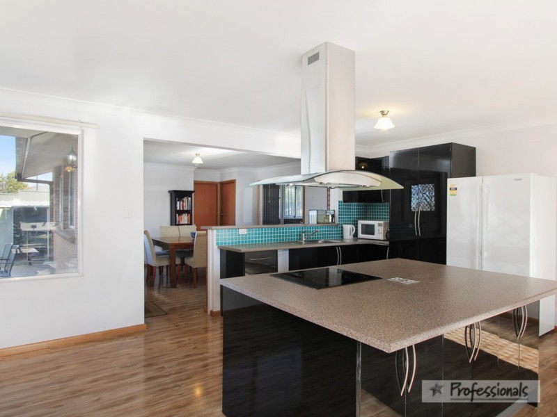 18 Freeman Crescent, Armidale NSW 2350