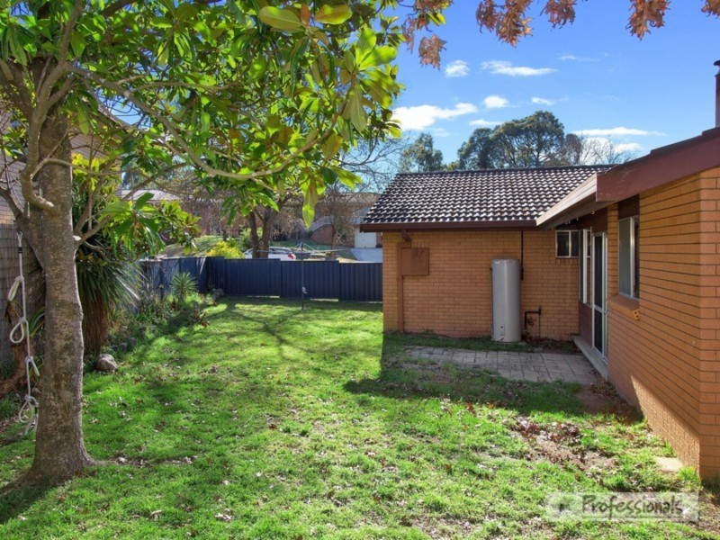 18 Freeman Crescent, Armidale NSW 2350