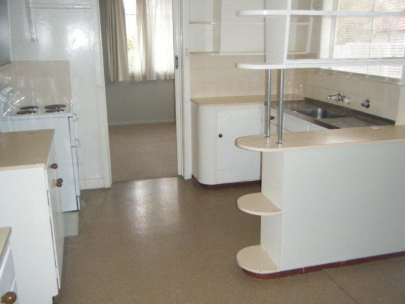 122 Barney Street, Armidale NSW 2350