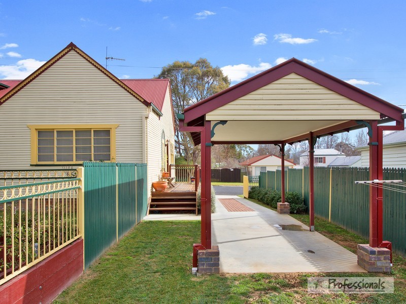 2/173 Brown Street, Armidale NSW 2350