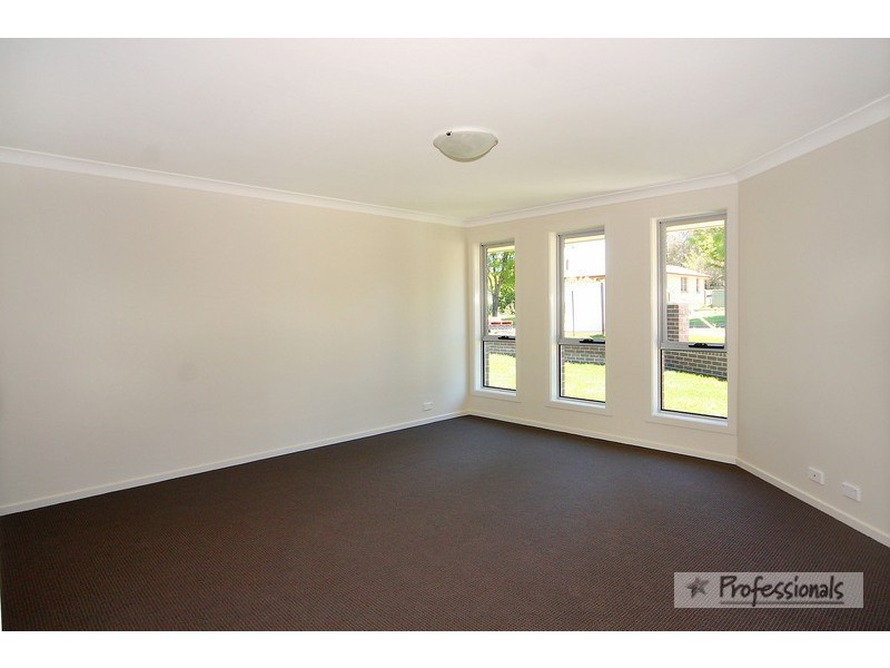 21 Kennedy Street, Armidale NSW 2350