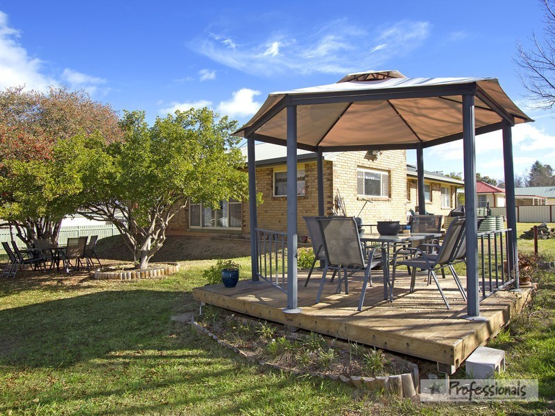 47 Erskine Street, Armidale NSW 2350