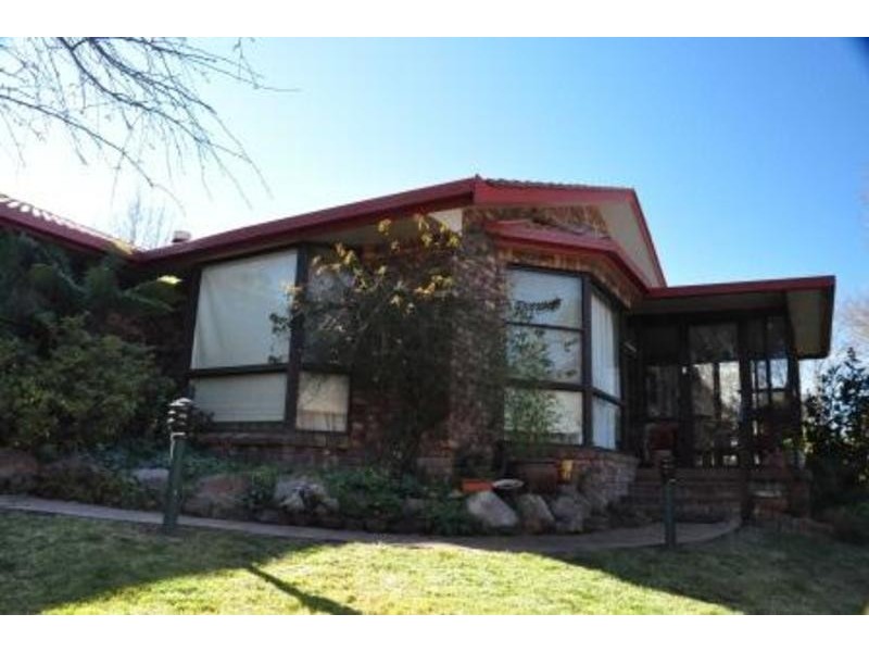 19 Dangar  Street, Armidale NSW 2350