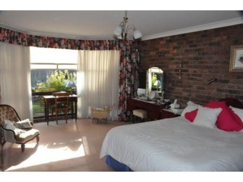 19 Dangar  Street, Armidale NSW 2350