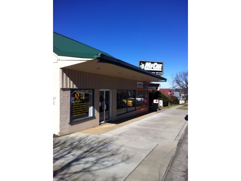 11 Marsh  Street, Armidale NSW 2350