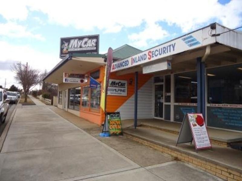 11 Marsh  Street, Armidale NSW 2350