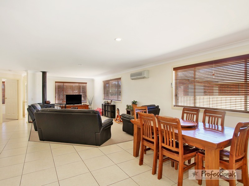 35 McCrossin Street, Uralla NSW 2358