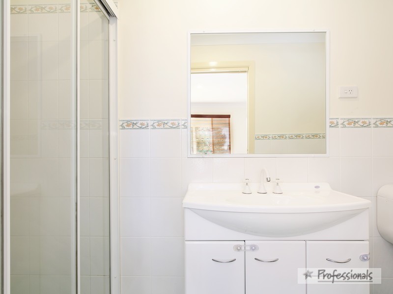 35 McCrossin Street, Uralla NSW 2358