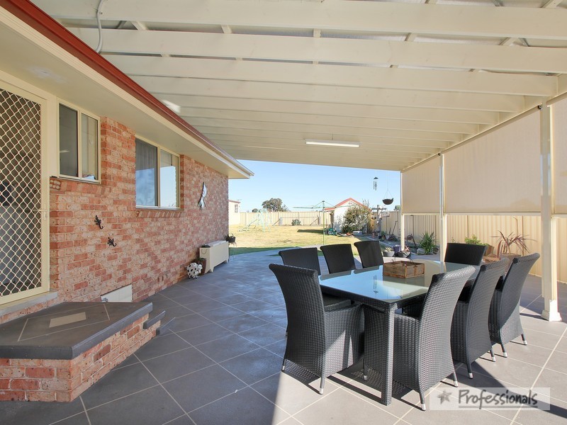 35 McCrossin Street, Uralla NSW 2358