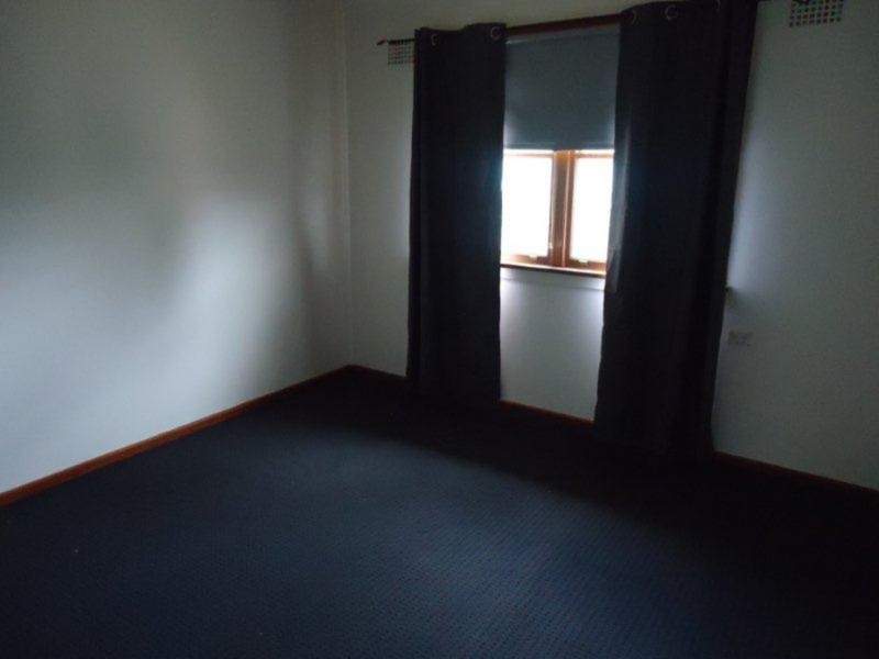 16 Helen Avenue, Armidale NSW 2350