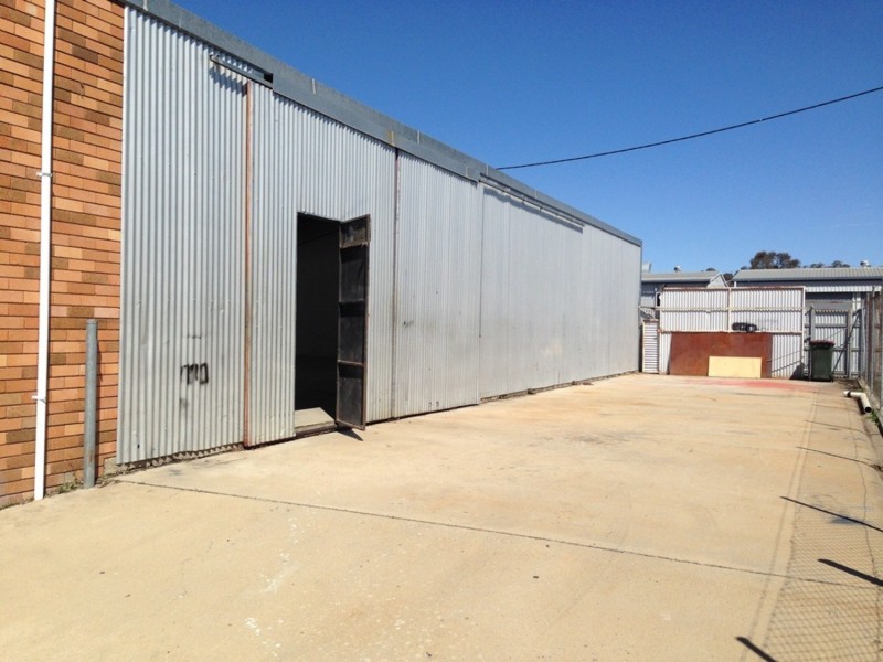 4 Wright Place, Armidale NSW 2350