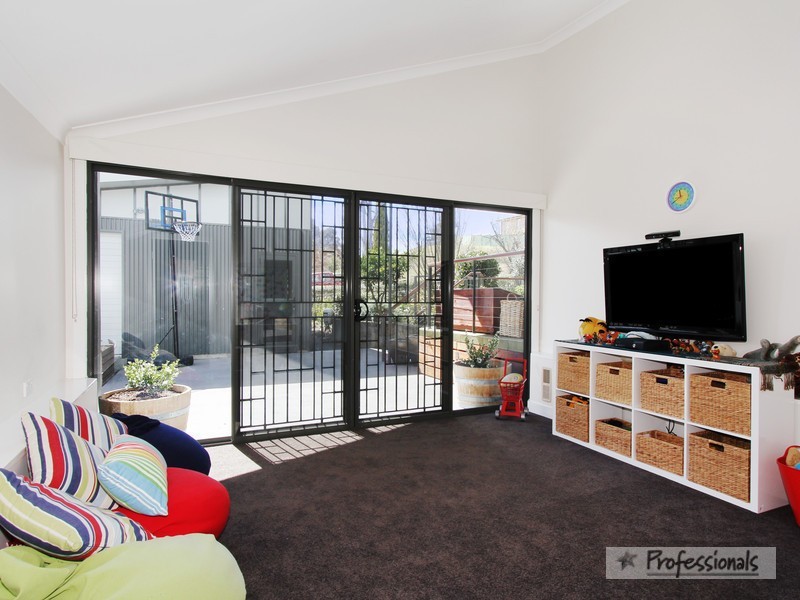 8 Judith Street, Armidale NSW 2350